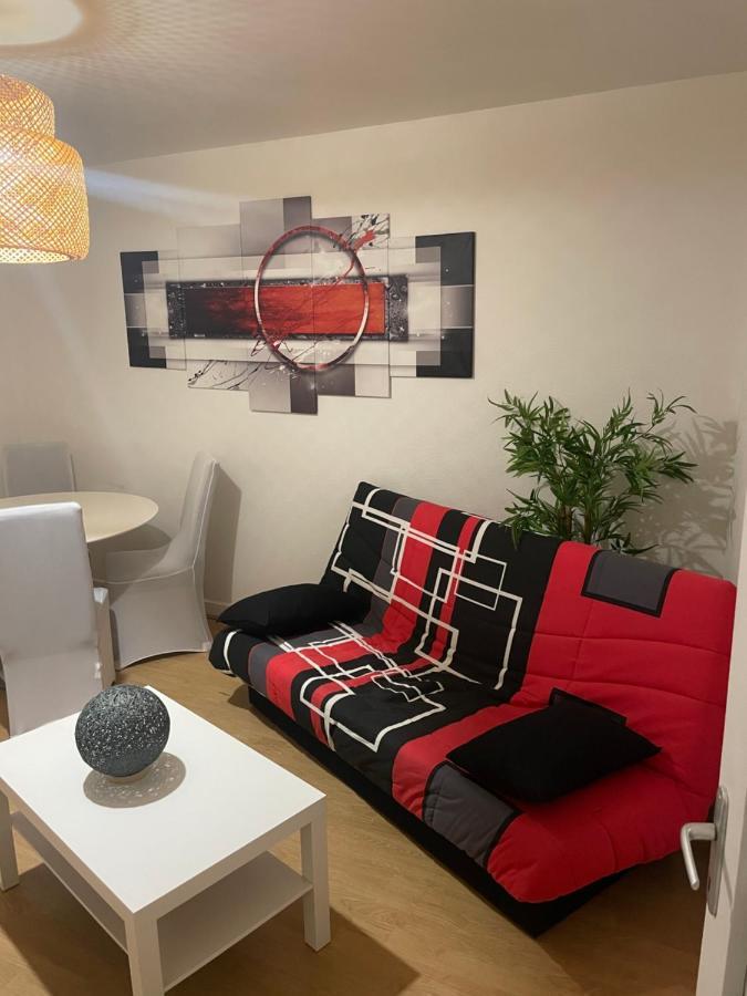 Appartement Complet Hyper Centre Auxerre Exterior photo